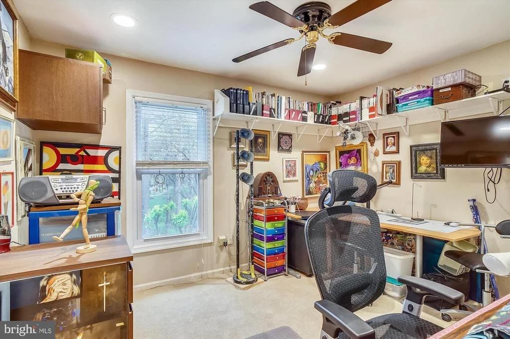 Photo of 2410 HENSLOWE DRIVE