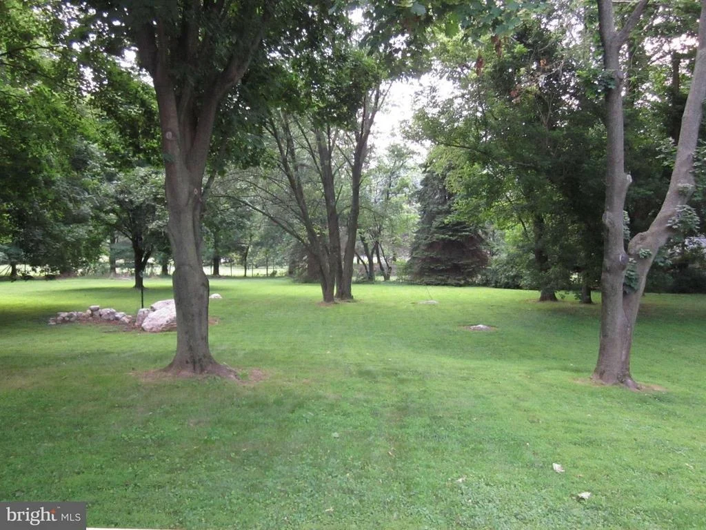 Photo of 18612 MUNCASTER ROAD