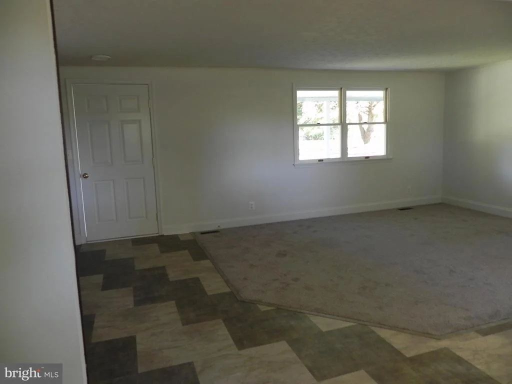 Photo of 4011 MIDLAND ROAD