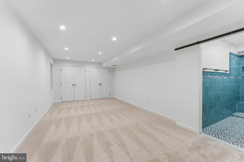 Photo of 15251 EAGLE TAVERN WAY