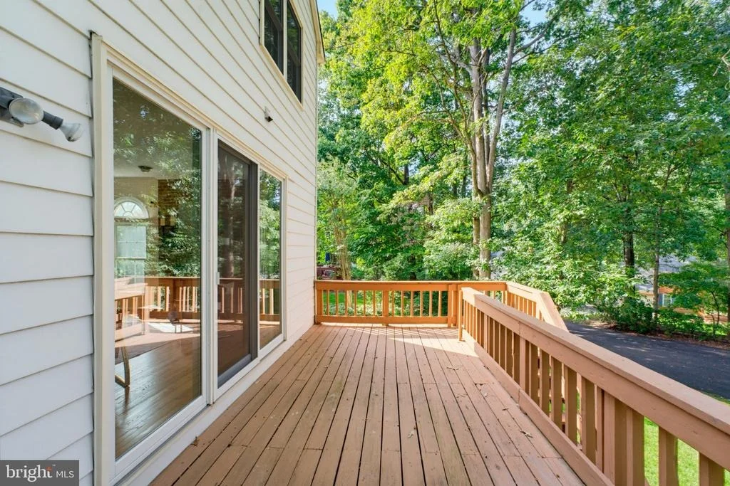 Photo of 7827 BELLEFLOWER DRIVE
