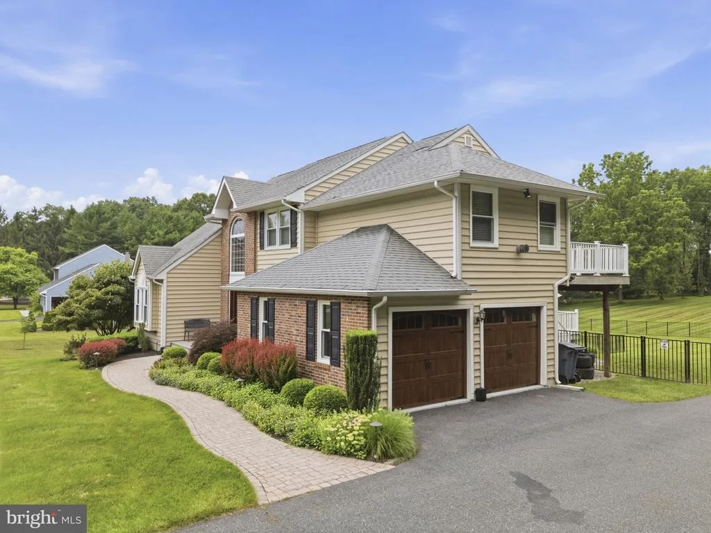 Photo of 2713 MEADOW TREE DRIVE