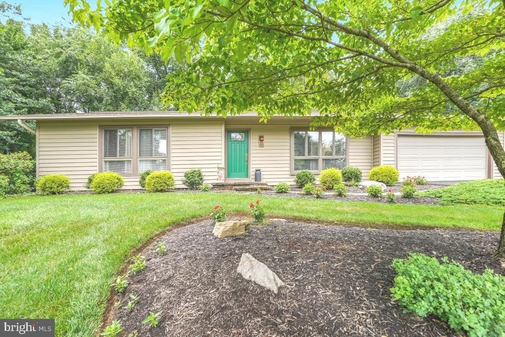 Photo of 217 PEWTER LANE