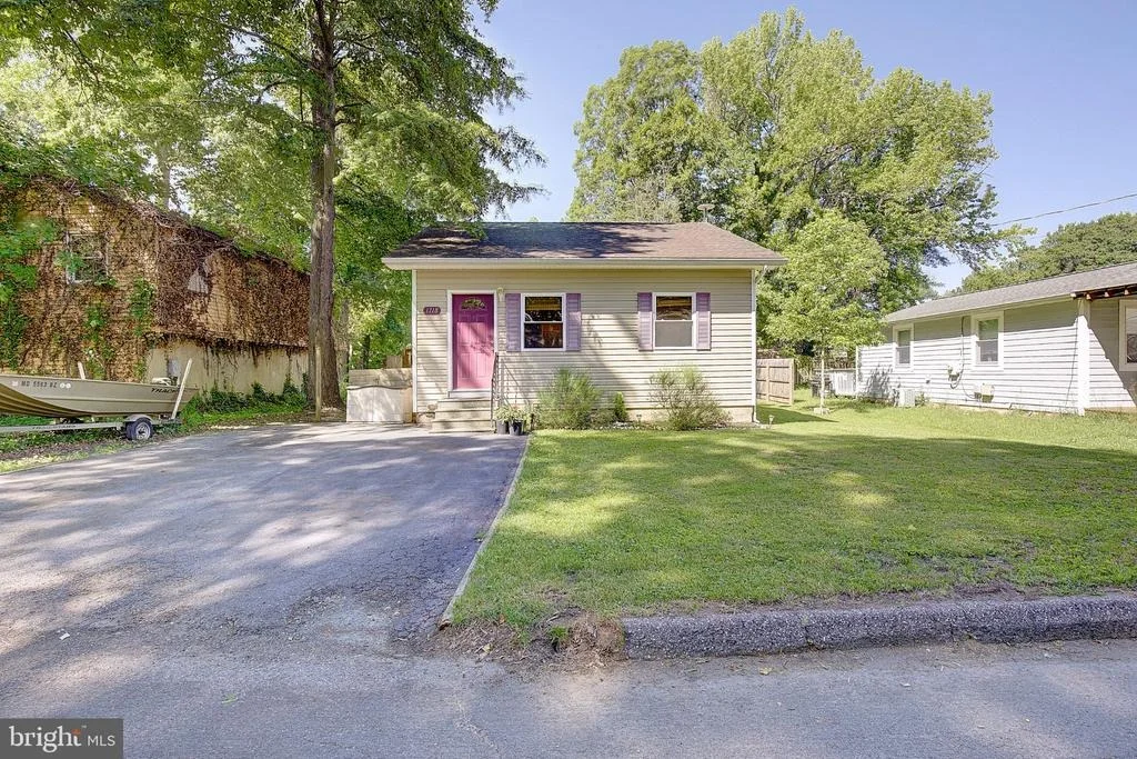 Photo of 1718 RIDGELY ROAD