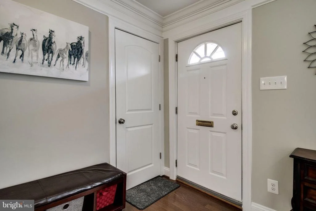 Photo of 919 JUNIPER PLACE