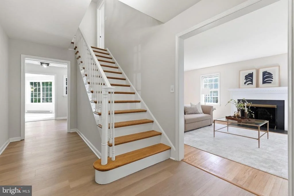 Photo of 28405 HONEYSUCKLE DRIVE