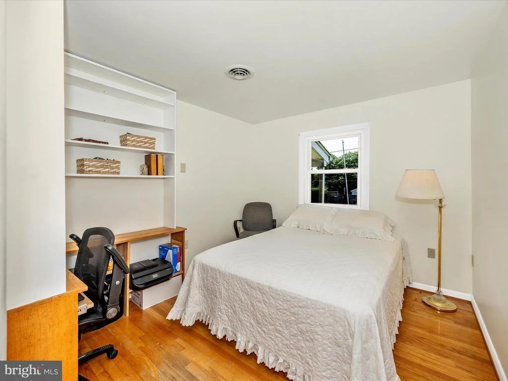 Photo of 5634 SHOOKSTOWN ROAD