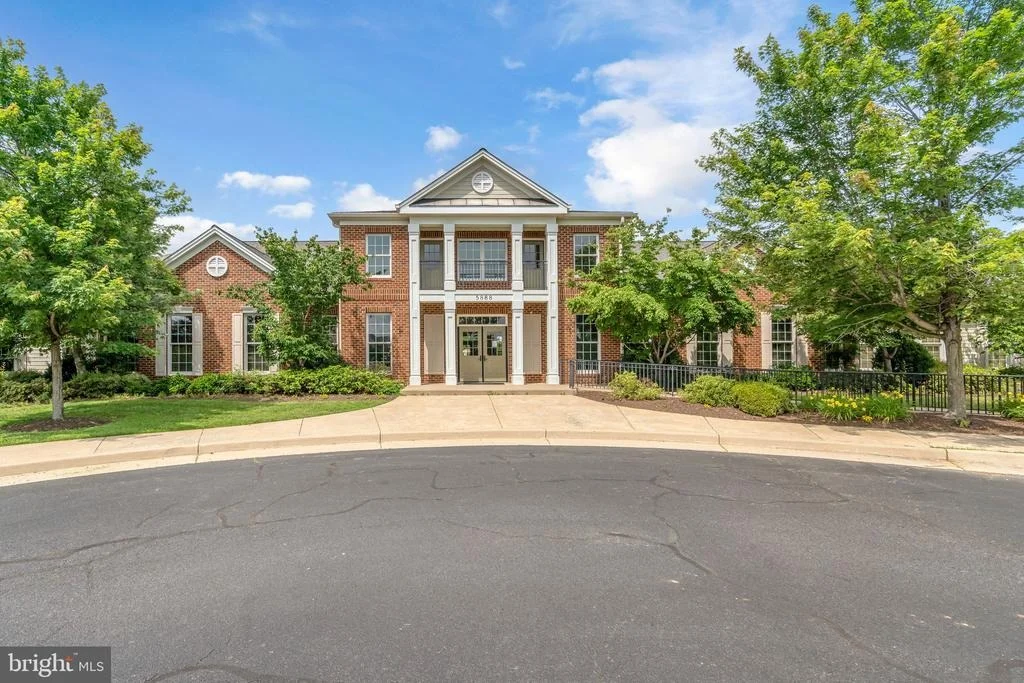 Photo of 5270 LONGBOW ROAD