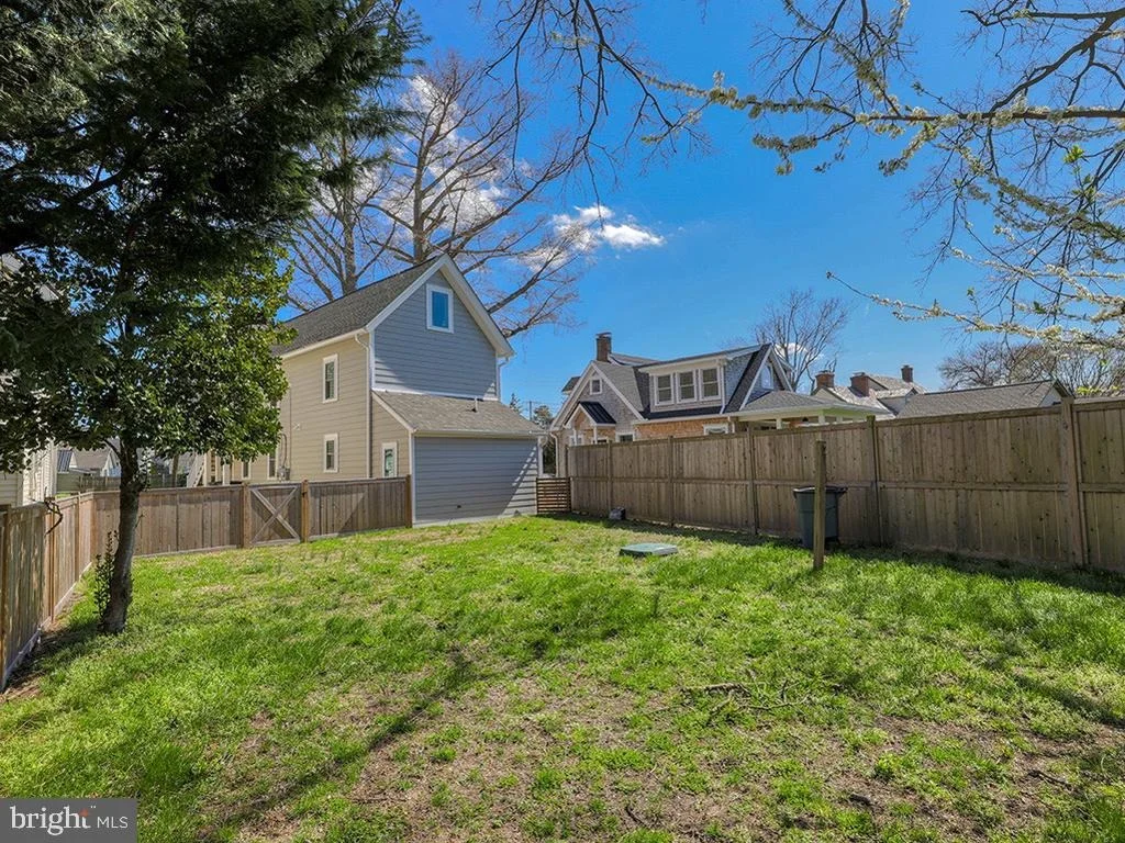 Photo of 412 KINGS HIGHWAY