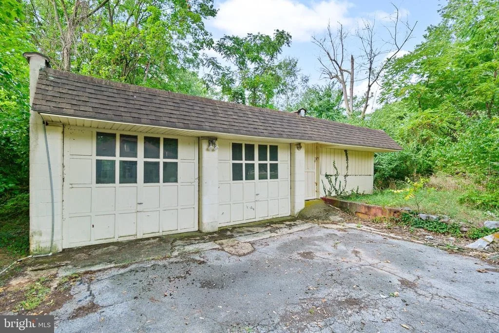 Photo of 655 SECURITY ROAD
