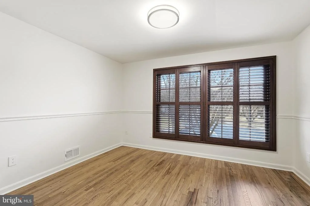 Photo of 4001 FEATHERSTONE PLACE