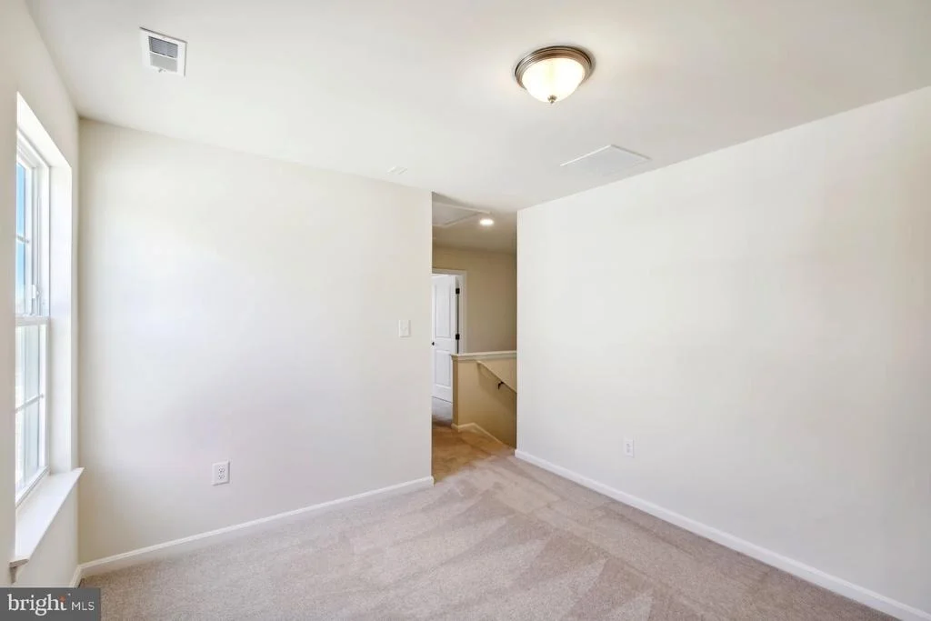 Photo of 90 GRIFFITH WAY