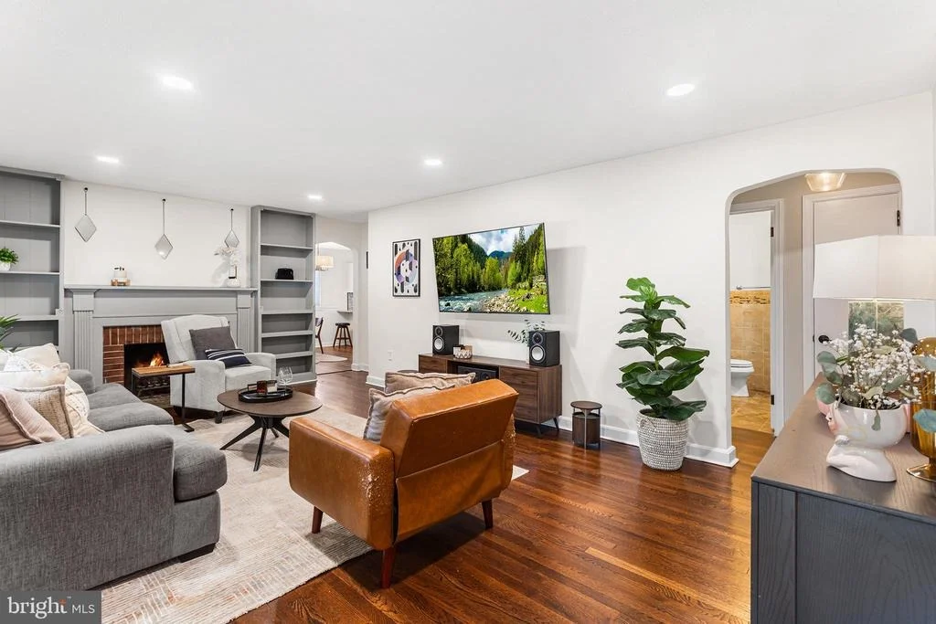 Photo of 600 MAPLE