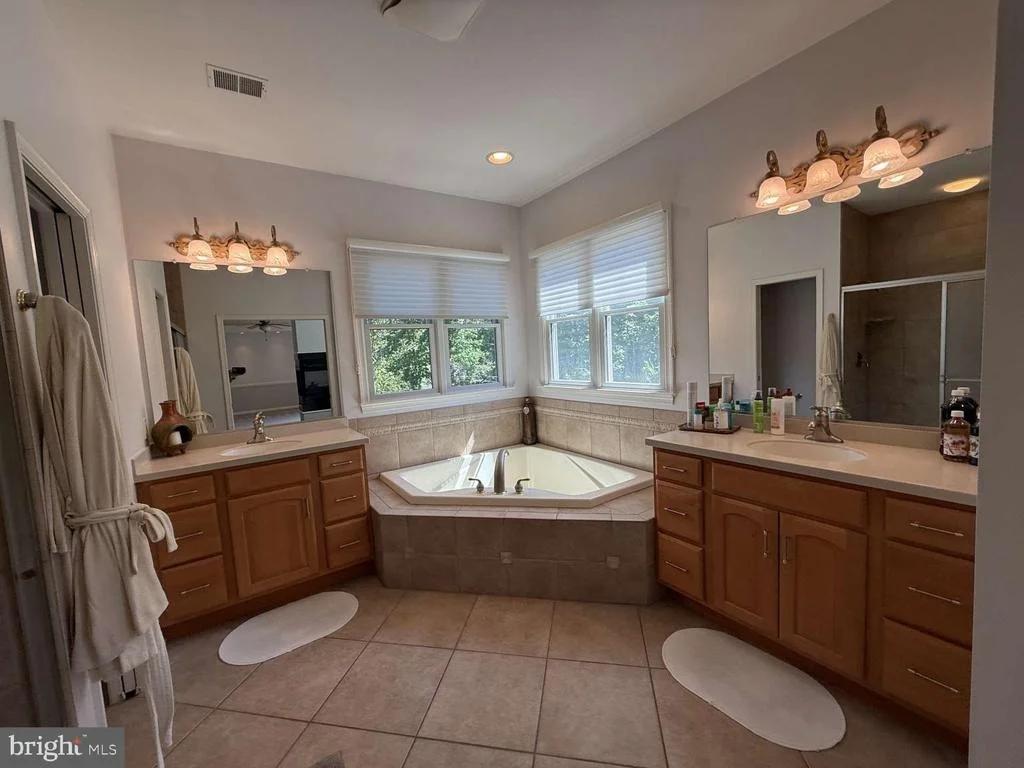 Photo of 7 HICKORY HILL ROAD