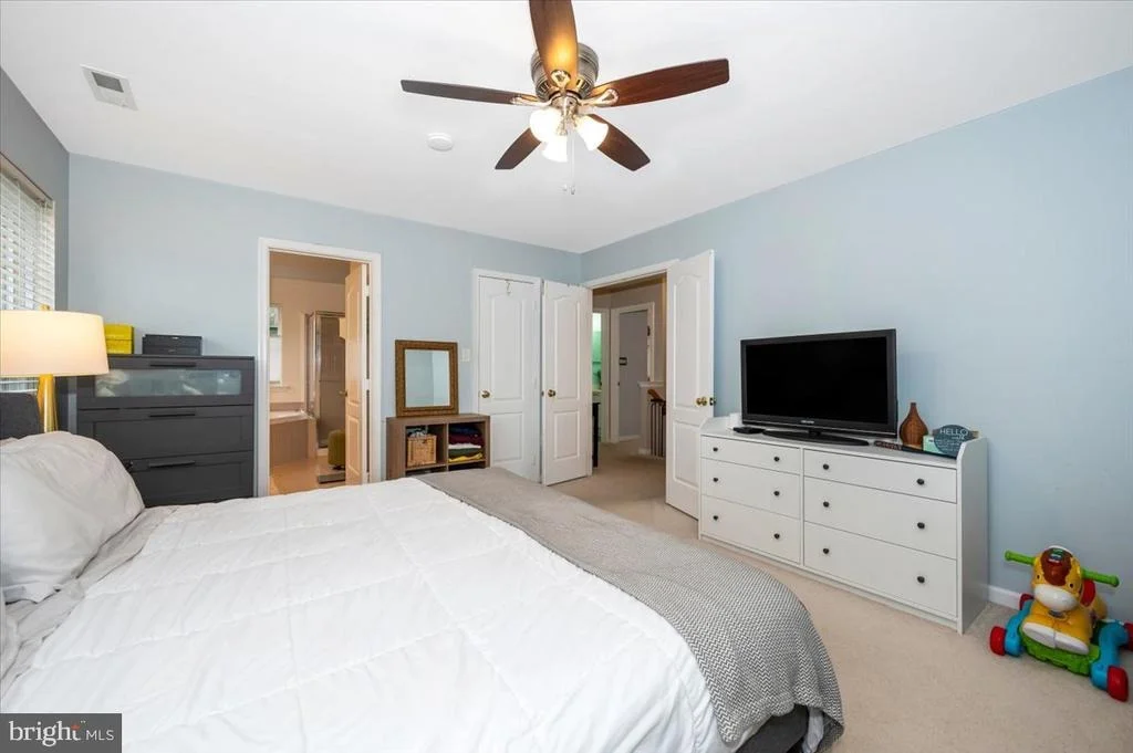 Photo of 9548 KINGSTON PLACE