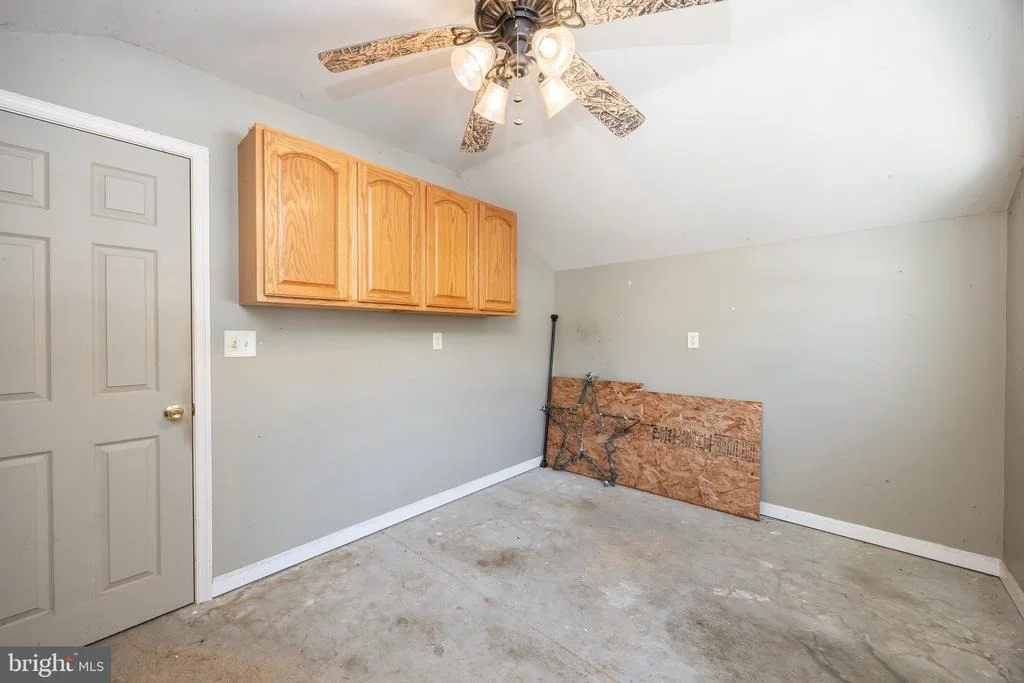 Photo of 22147 ROYAL OAK ROAD