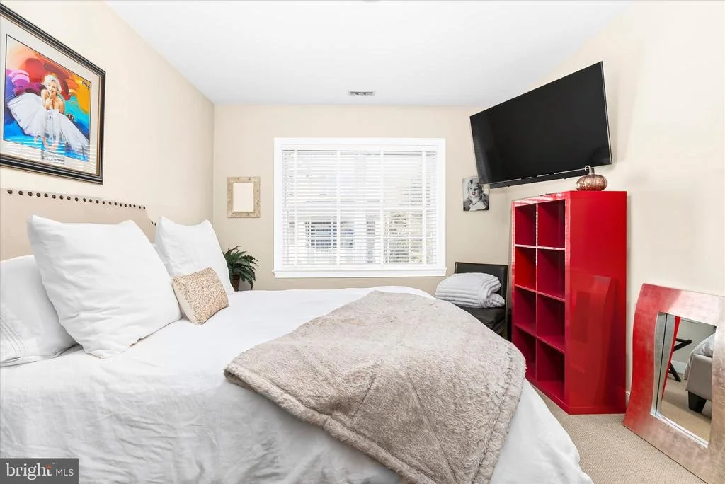Photo of 1102 WASHINGTONVILLE DRIVE
