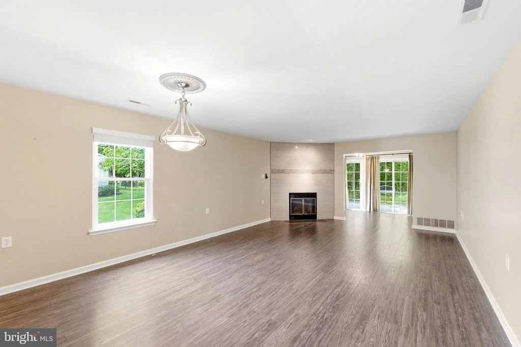 Photo of 10 MADISON COURT