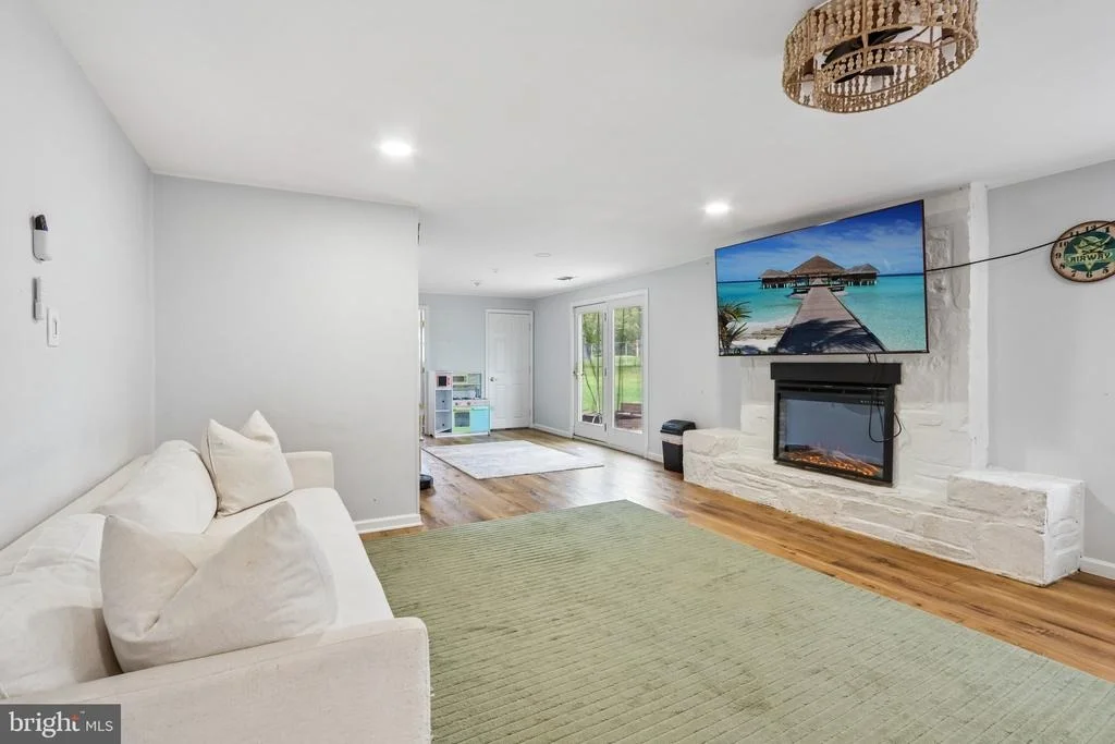 Photo of 865 WORTHINGTON DRIVE