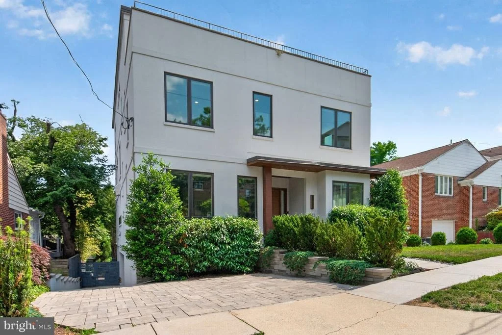 Photo of 4512 SALEM LANE NW
