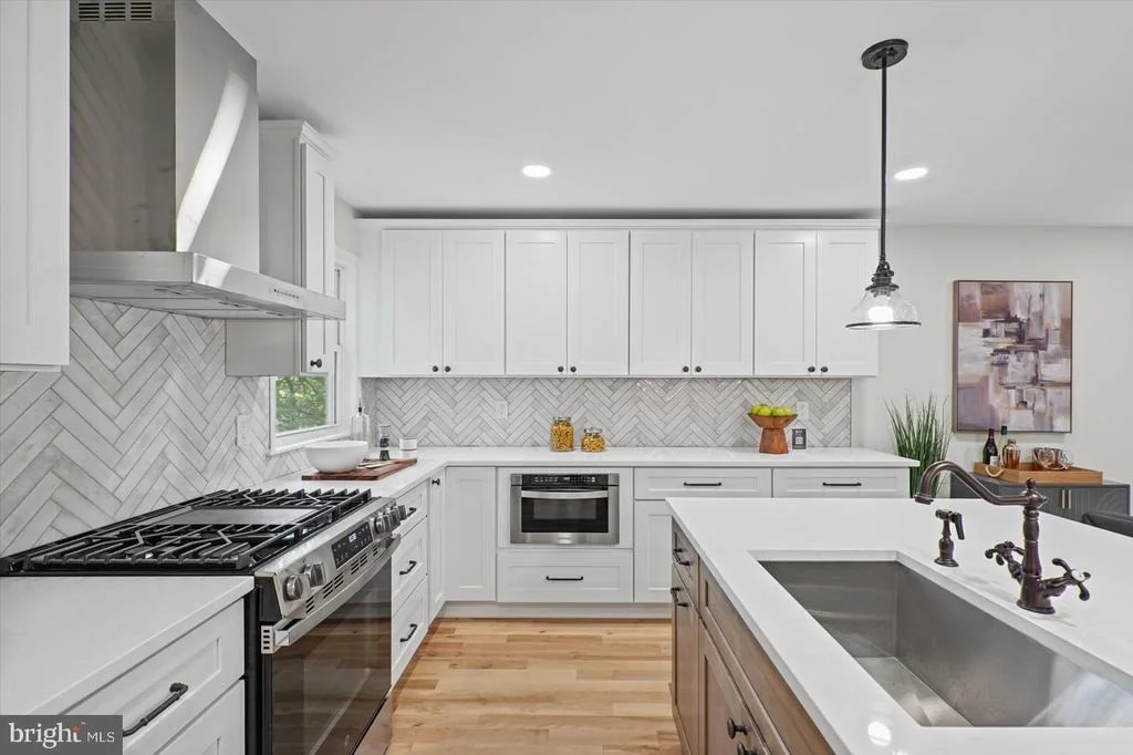 Photo of 101 DELFORD AVENUE
