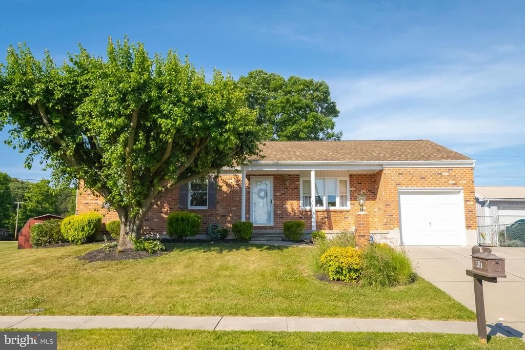 Photo of 417 NOLLMEYER ROAD