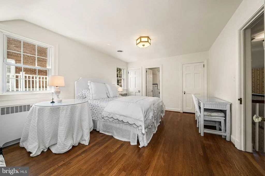 Photo of 6010 FORT HUNT ROAD