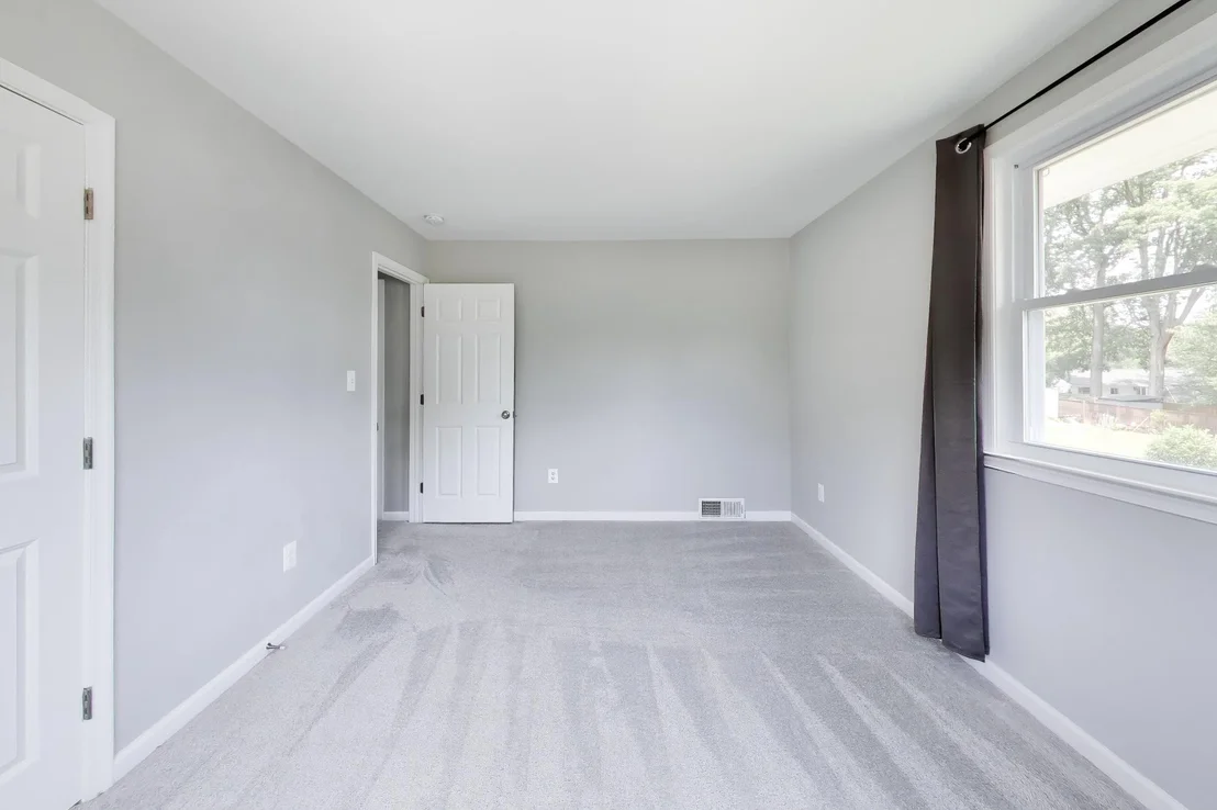 Photo of 5816 AMELIA STREET