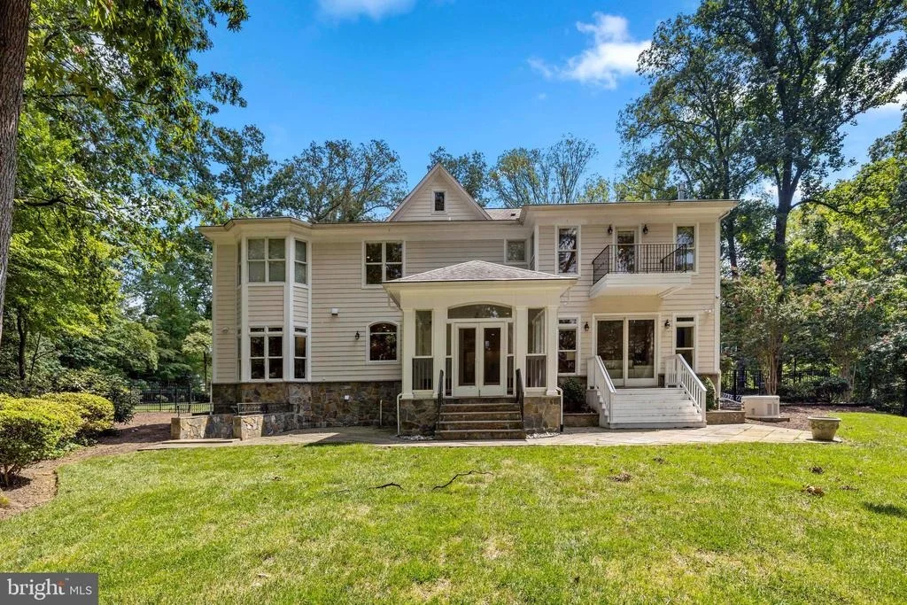 Photo of 1332 WINDY HILL