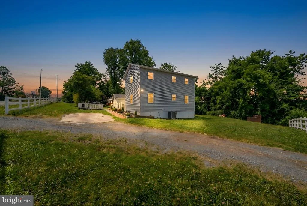 Photo of 671 PINE RIDGE DRIVE