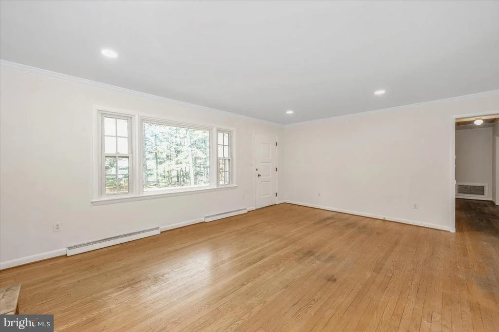 Photo of 9214 WARFIELD ROAD