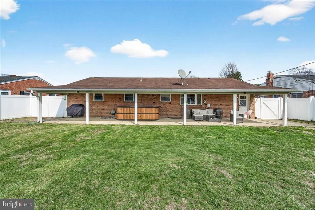 Photo of 106 HARVARD ROAD