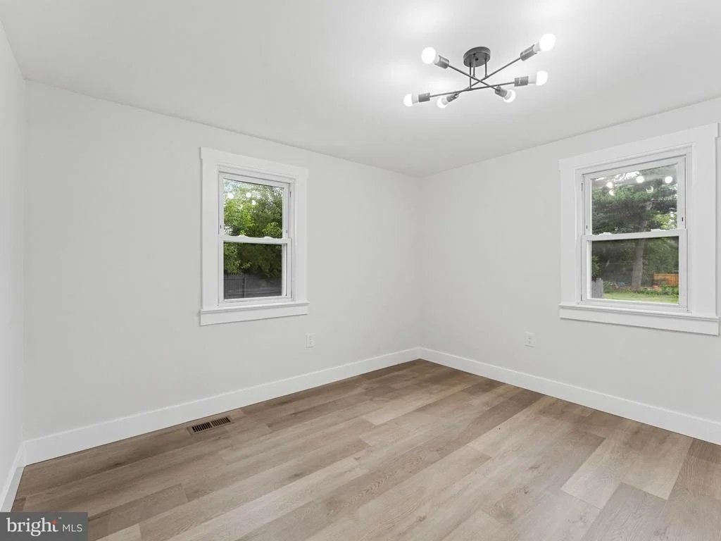 Photo of 308 DELSEA DRIVE