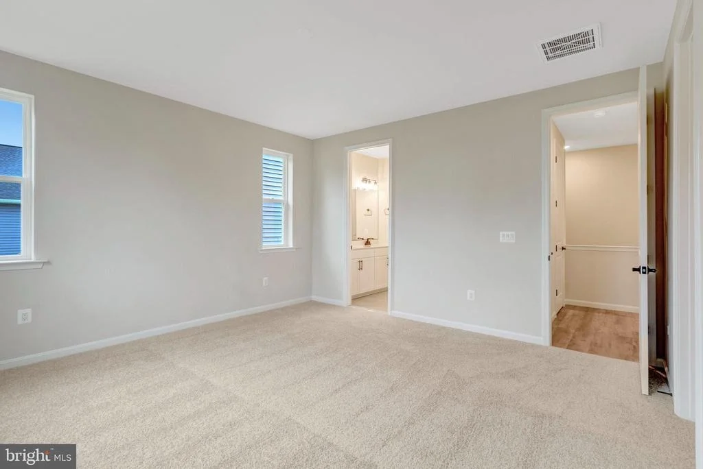 Photo of 104 MIDSUMMER