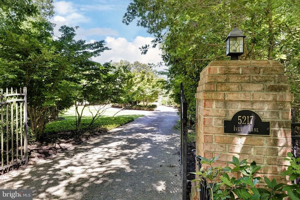 Photo of 5217 IVEY LANE