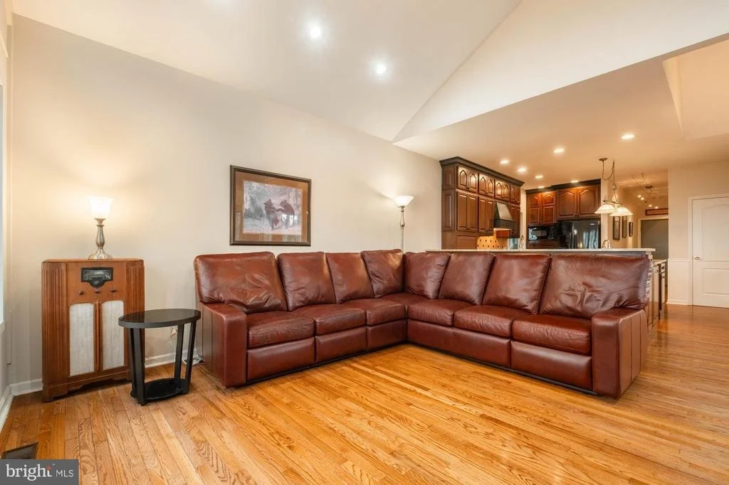 Photo of 790 SUNSET RIDGE DRIVE