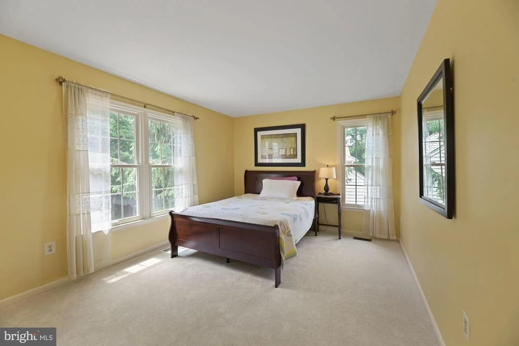 Photo of 2975 FRANKLIN OAKS DRIVE