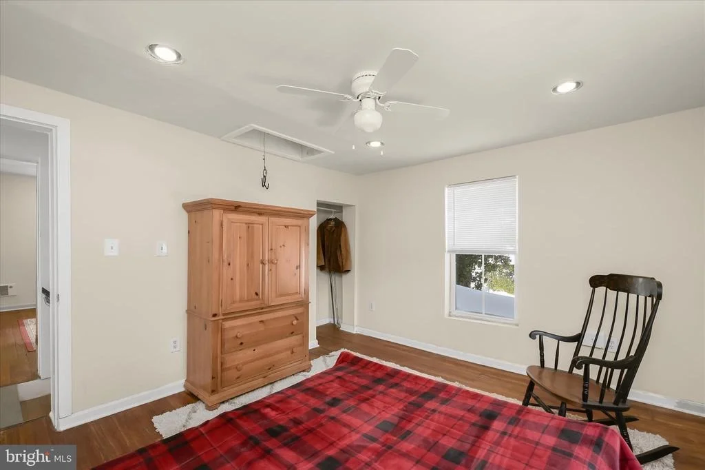 Photo of 415 SCHWARTZ AVENUE