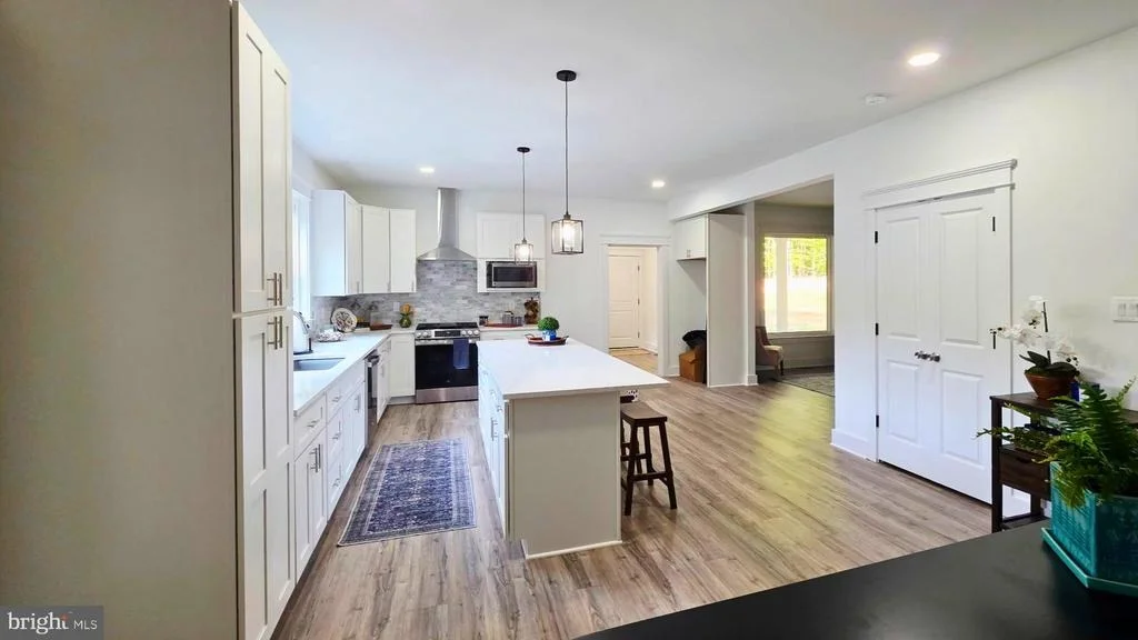 Photo of 515 NOAHS LANDING DRIVE