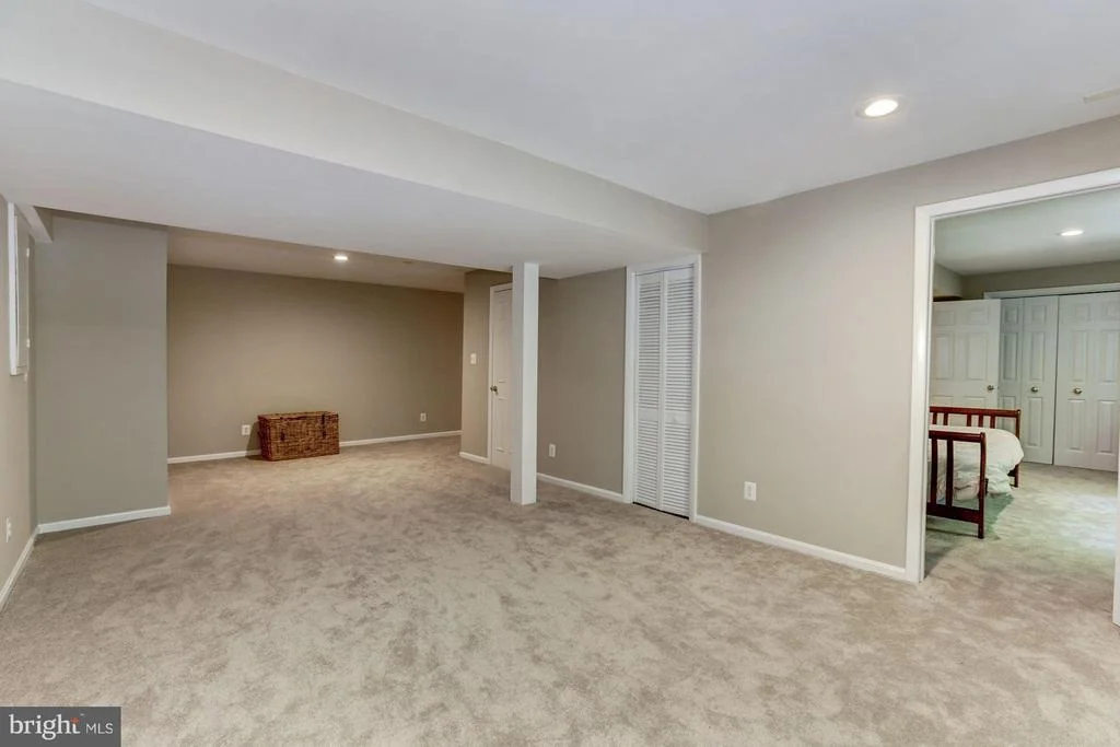Photo of 7102 STANCHION LANE