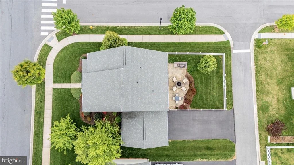 Photo of 4700 PULLER DRIVE