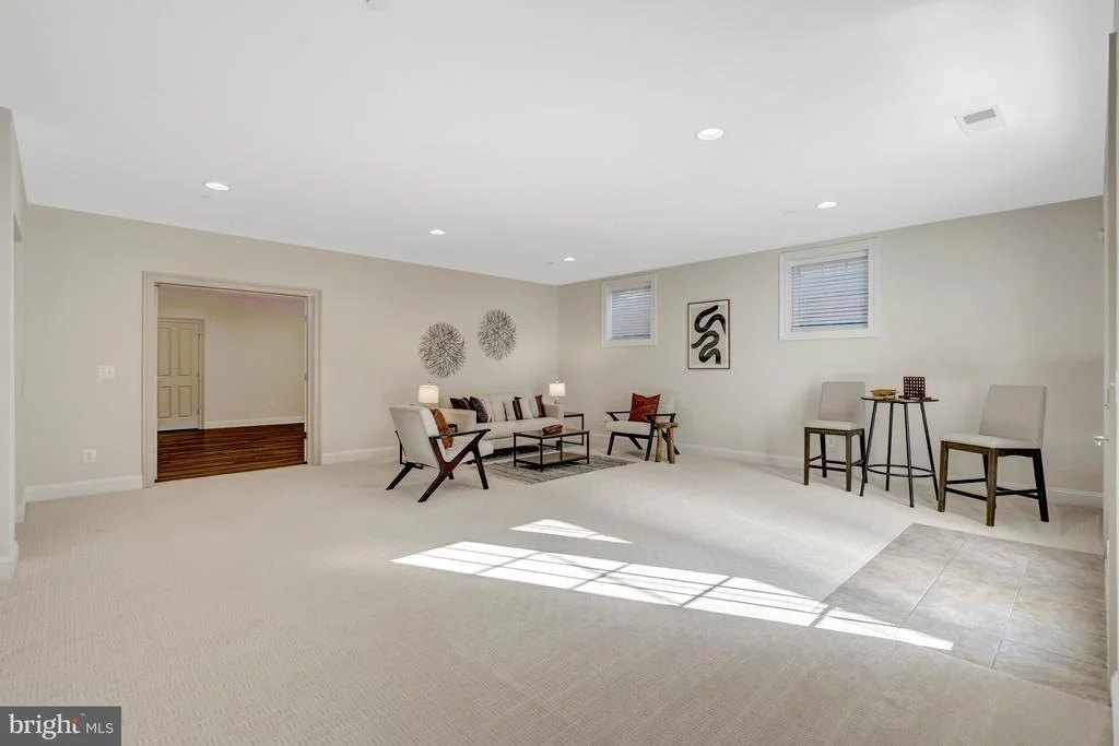 Photo of 1318 KURTZ ROAD
