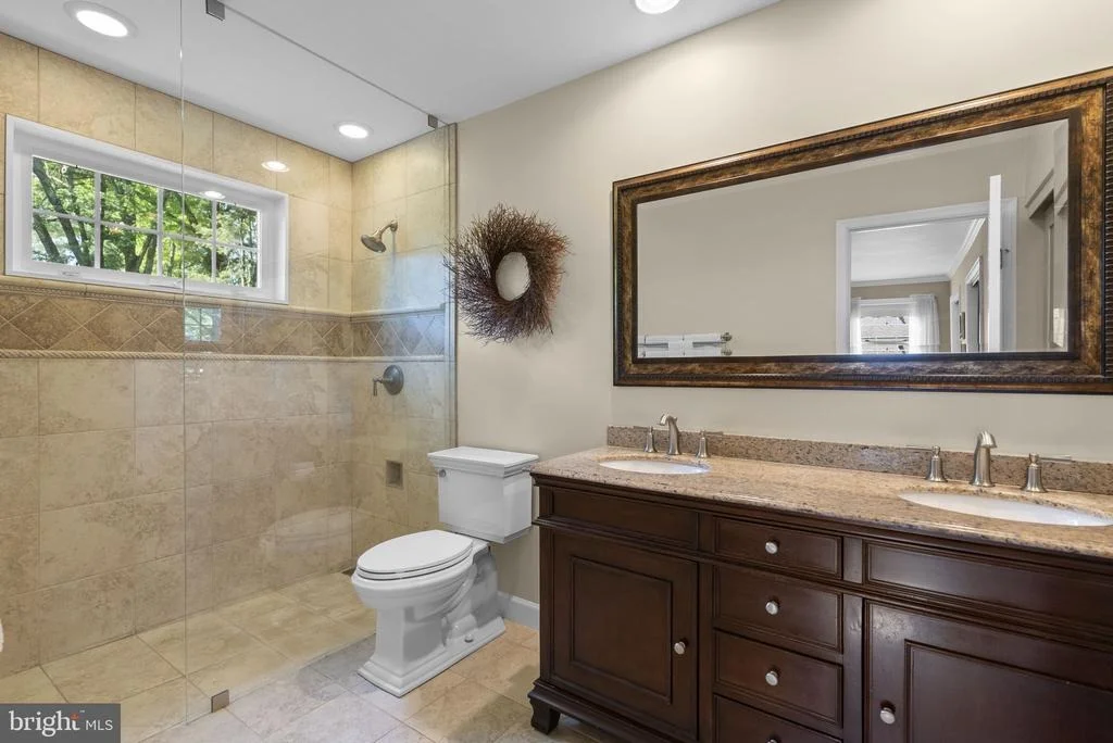 Photo of 4120 SIR WALTER ROAD