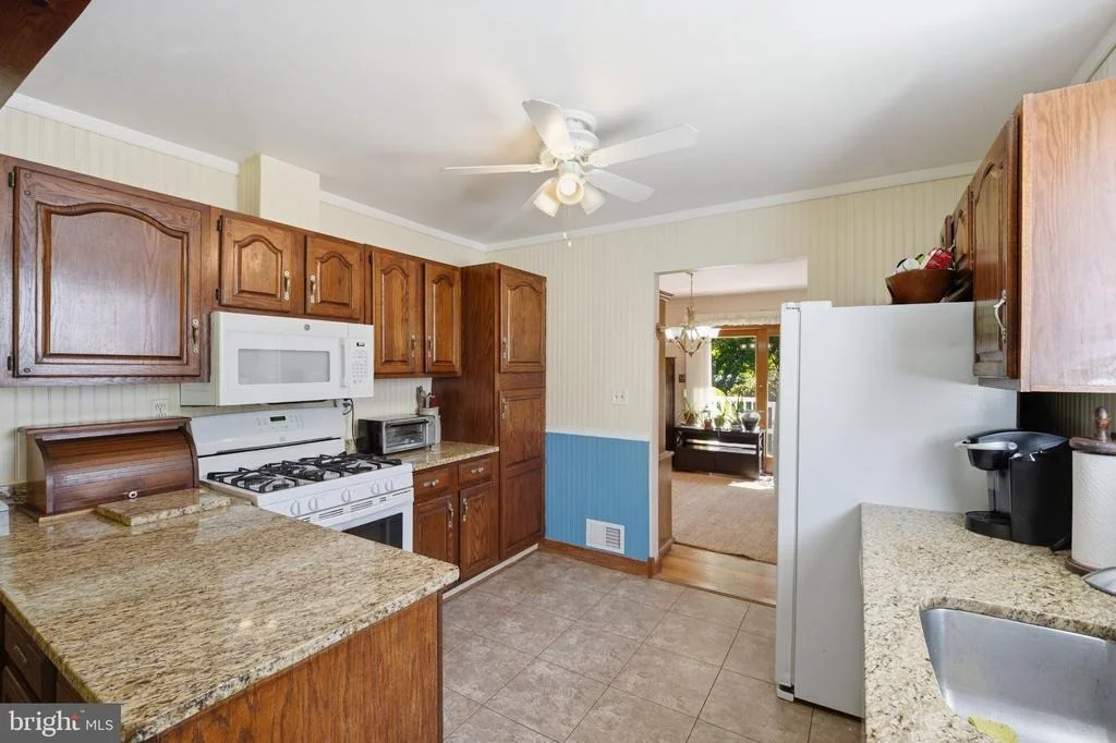 Photo of 12615 EASTBOURNE DRIVE