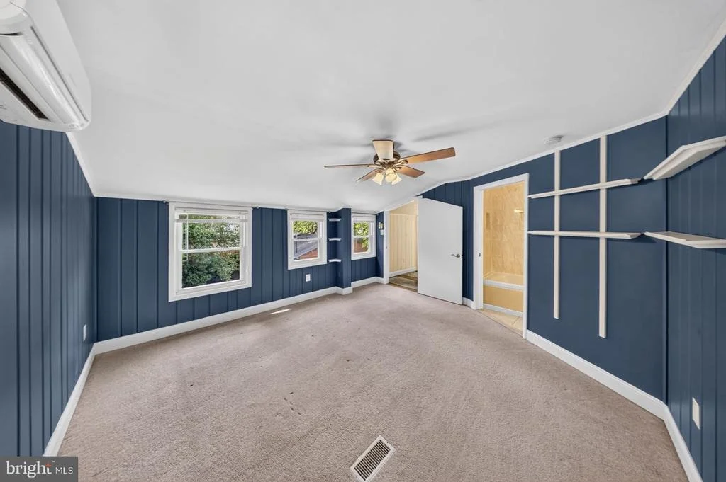 Photo of 2712 NEWTON STREET