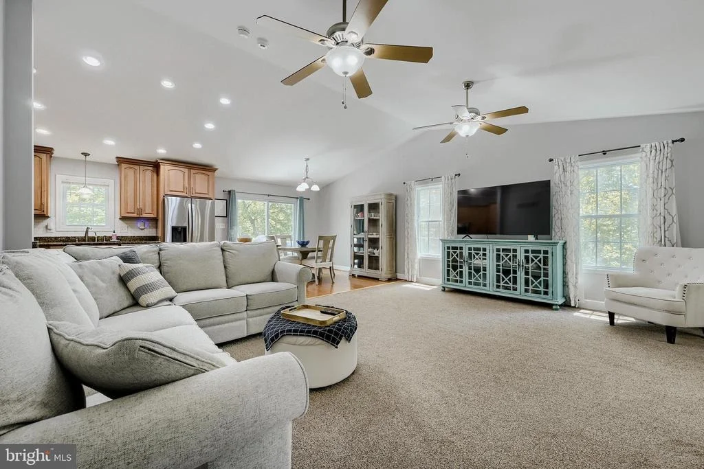 Photo of 8105 BEVERLY ROAD
