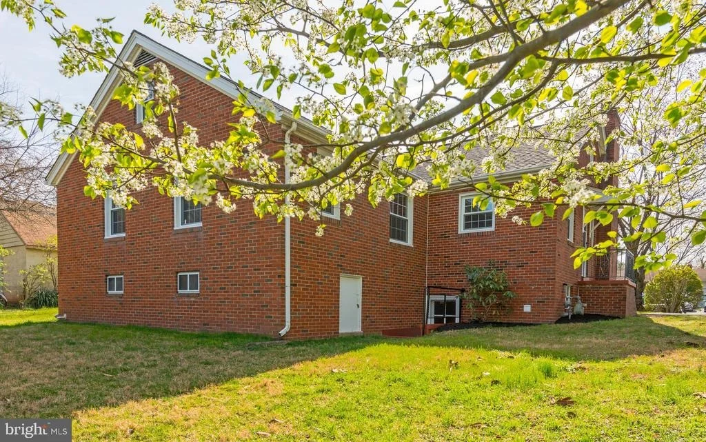 Photo of 8904 CHERRY TREE LANE
