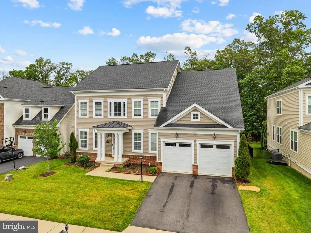 Photo of 23754 KILKERRAN DRIVE