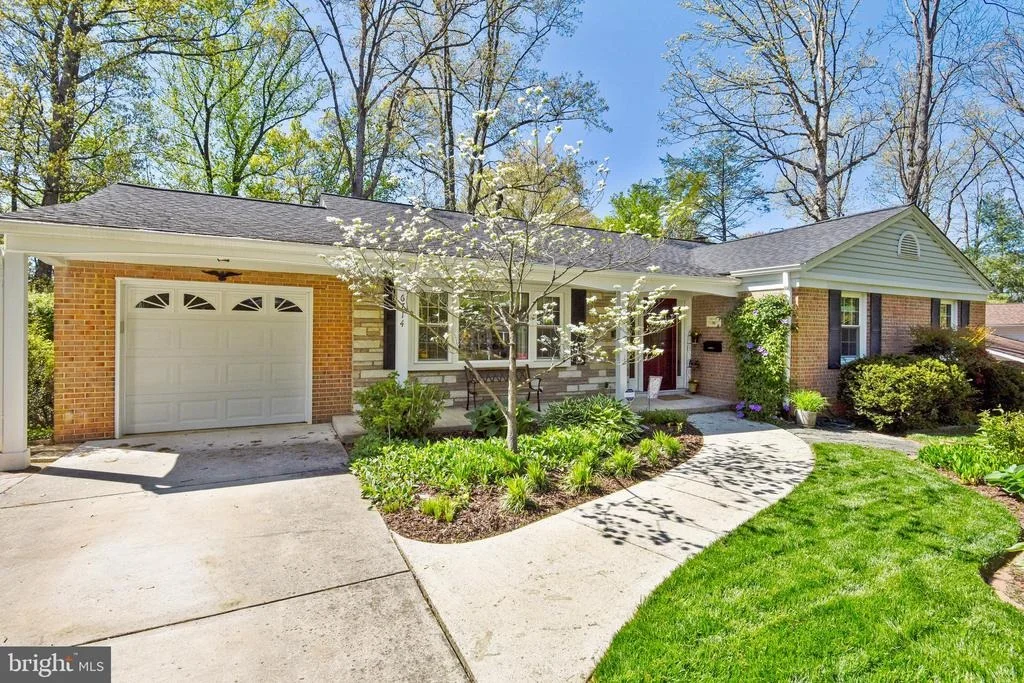 Photo of 6714 CANEEL COURT
