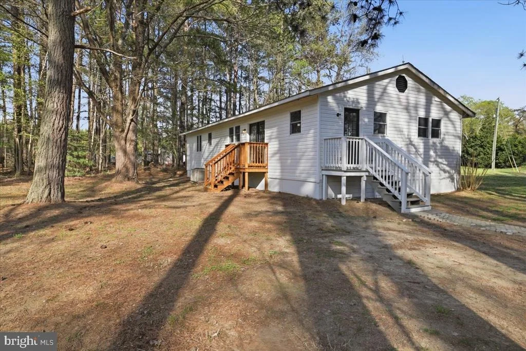 Photo of 3784 MERRY POINT ROAD